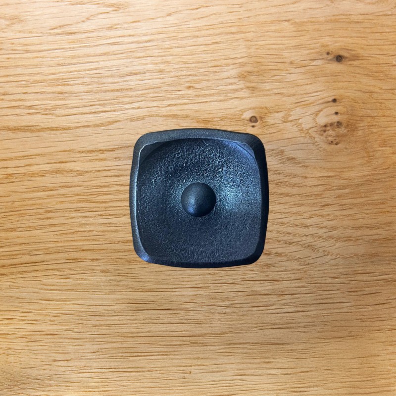 Türknopf quadratisch, gewölbt und genietet